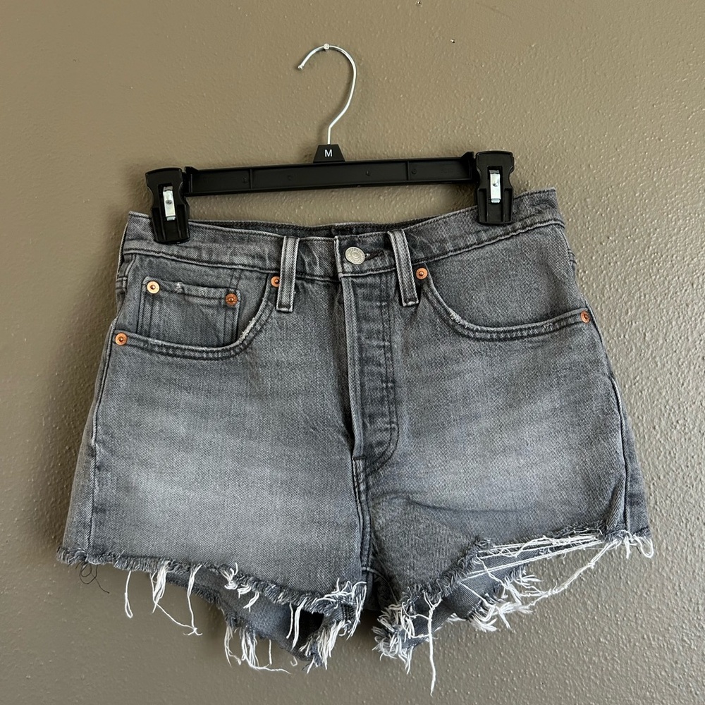 Levi's Button Fly Frayed Hem Faded Black/Gray Denim Shorts